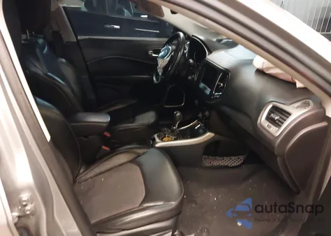 2019 Jeep Compass Latitude Fwd from USA, damaged, VIN 3C4NJCBB6KT851065